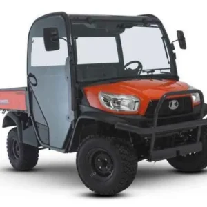 Veículo utilitário Kubota RTV-X1110 cor laranja com caixa de carga traseira.